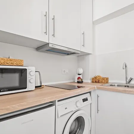 La Casita De La Esquina En Pedregalejo * Málaga