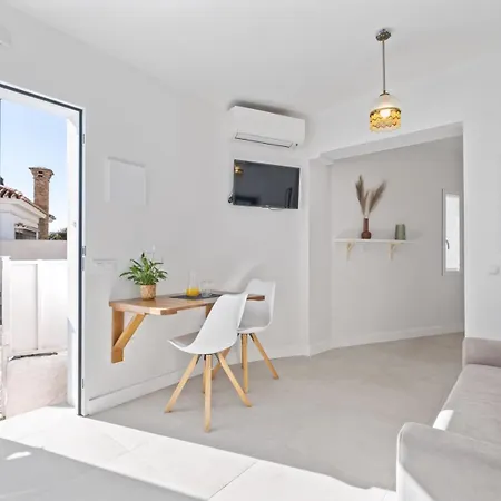 Apartamento La Casita De La Esquina En Pedregalejo Málaga
